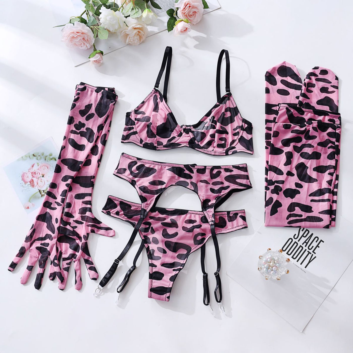 Lingerie Set with Gloves and Stockings - Mesh Printed Design