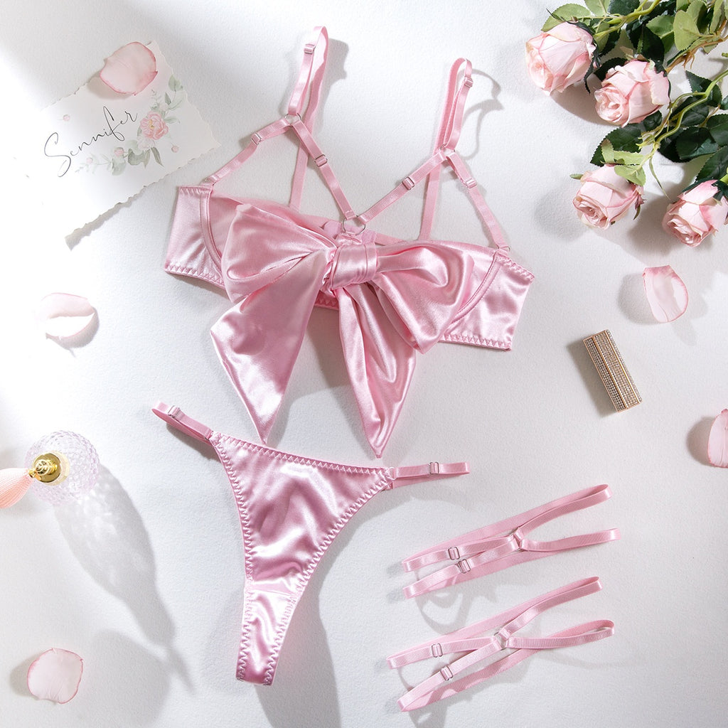 Sexy Lingerie Set with Steel Ring Hollow Design and Thigh Rings